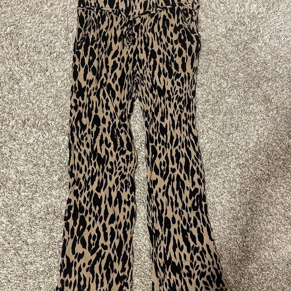Stitch fix One 5 One leopard pants.